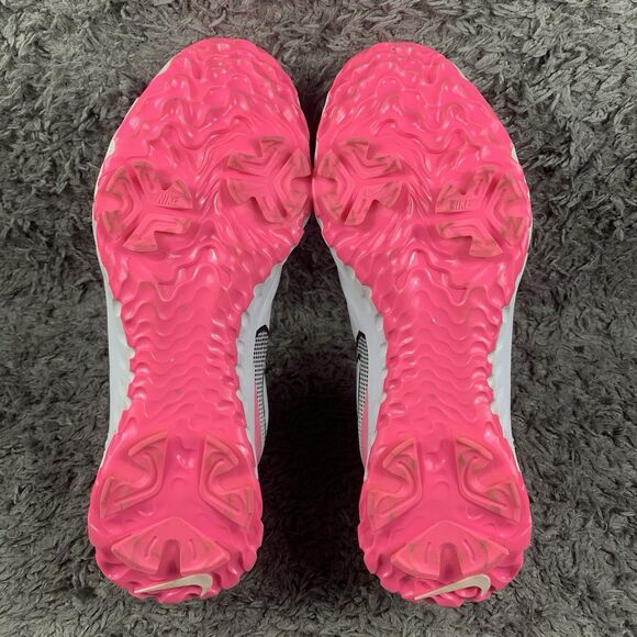 Athletic_Shoes